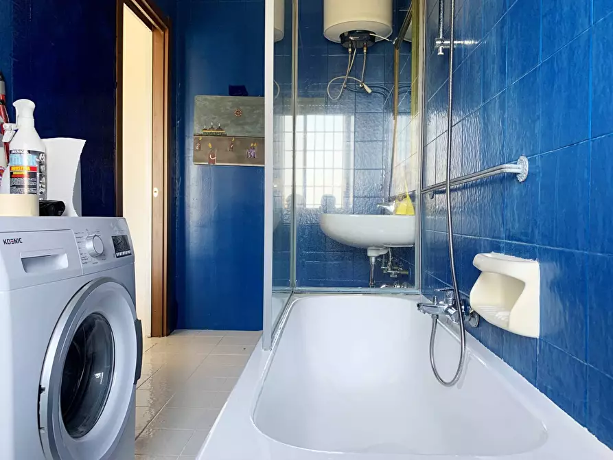 Immagine 10 di Appartamento in affitto  in viale Vincenzo de Filippis a Catanzaro