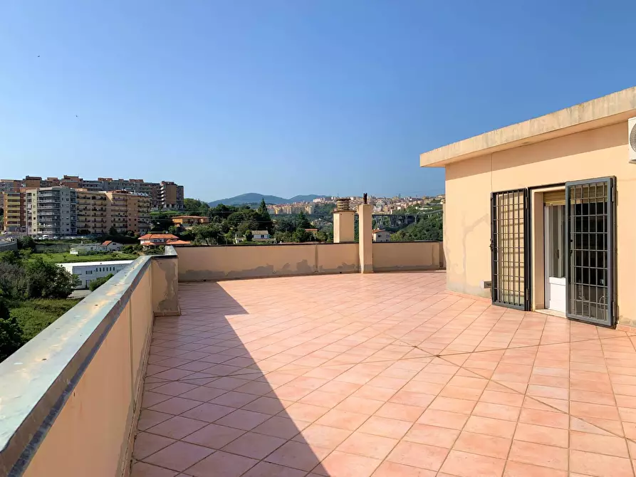 Immagine 1 di Appartamento in affitto  in viale Vincenzo de Filippis a Catanzaro