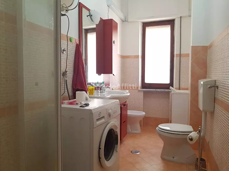 Immagine 12 di Appartamento in affitto  in via Lungomare 43 a Catanzaro