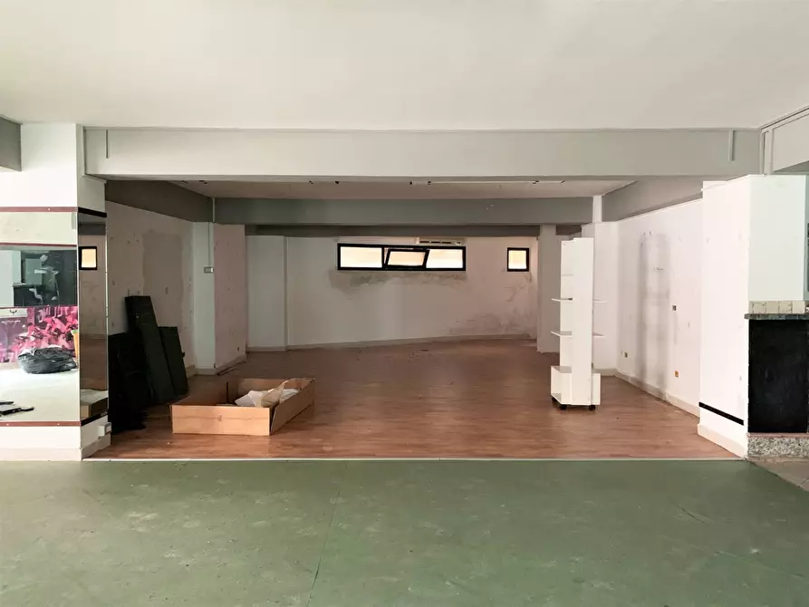 Immagine 6 di Ufficio in affitto  in viale Barlaam da Seminara a Catanzaro
