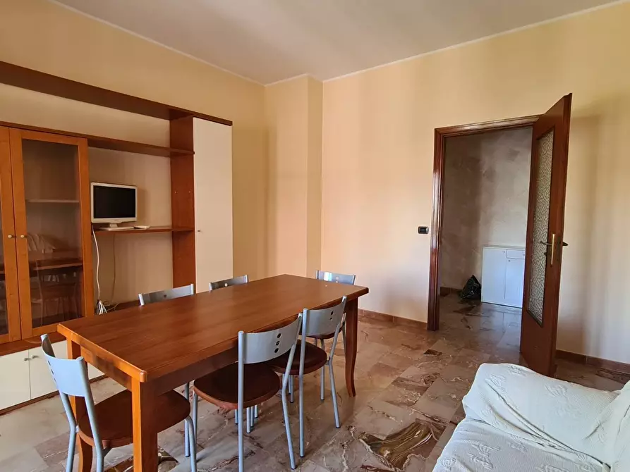 Immagine 9 di Camera in affitto  in Via Amerigo Vesuppi 11 a Catanzaro