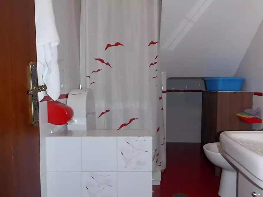 Immagine 11 di Camera in affitto  in via Jannoni a Catanzaro