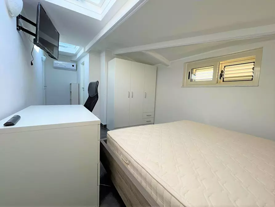 Immagine 5 di Camera in affitto  in Viale Magna Graecia a Catanzaro