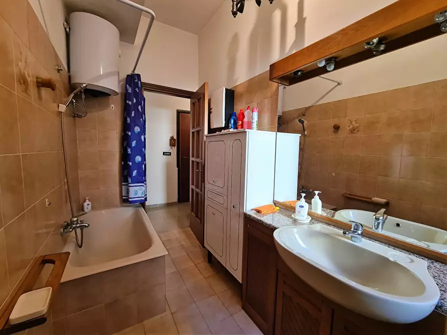 Immagine 14 di Camera in affitto  in Via Cristoforo Colombo 97 a Catanzaro