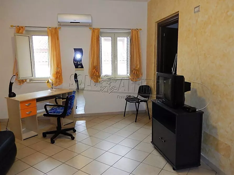 Immagine 3 di Appartamento in affitto  in Via Nazionale 129 a Catanzaro