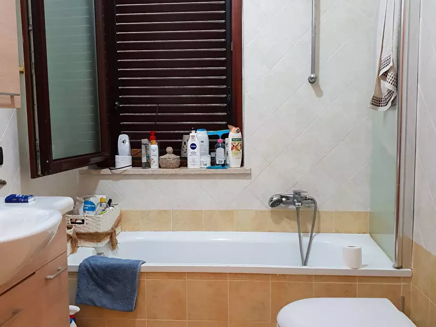 Immagine 11 di Appartamento in affitto  in Viale Crotone 144 a Catanzaro