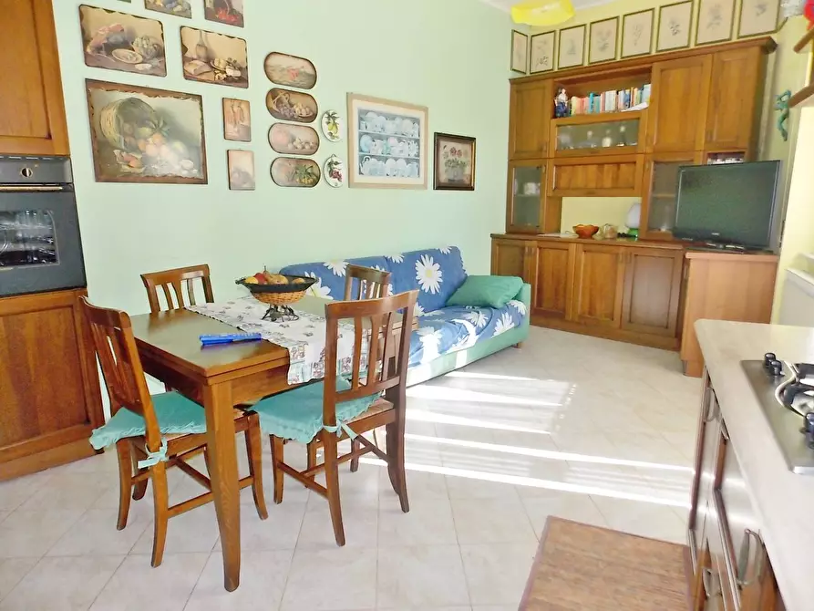 Immagine 6 di Camera in affitto  in via Vinicio Cortese a Catanzaro