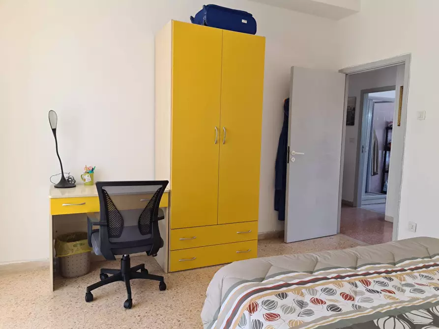 Immagine 8 di Appartamento in affitto  in via delle Repubbliche Marinare 17 a Catanzaro