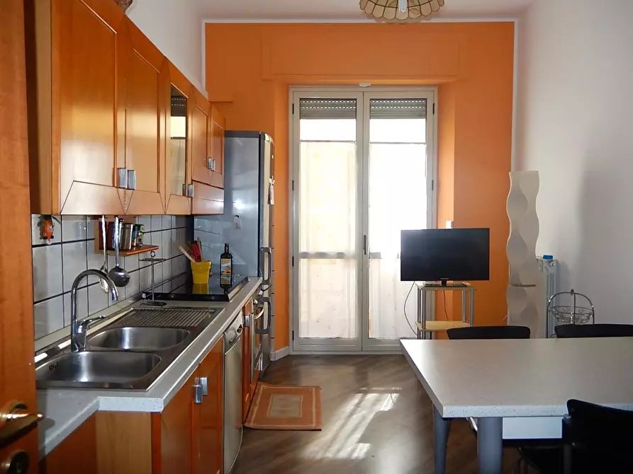 Immagine 4 di Camera in affitto  in Via Cosenza a Catanzaro