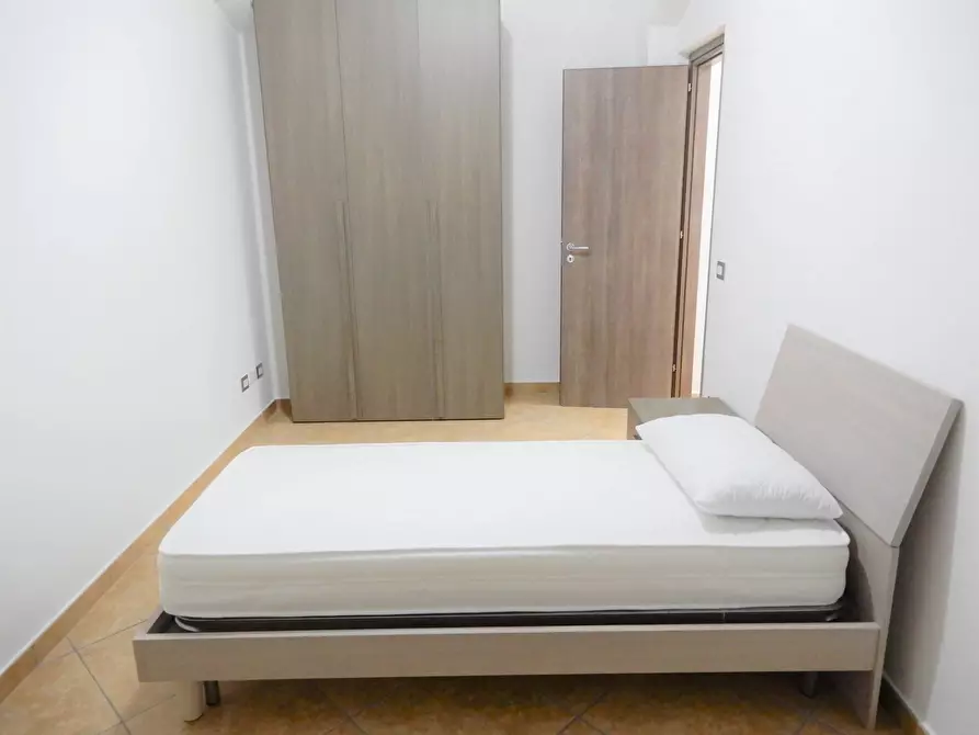 Immagine 12 di Camera in affitto  in Via Lungomare a Catanzaro