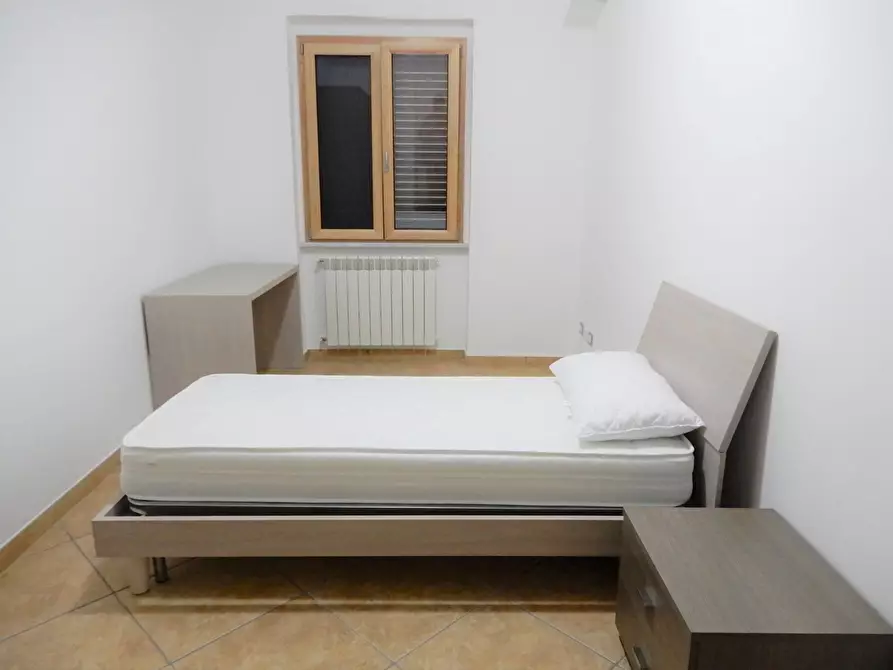 Immagine 15 di Camera in affitto  in Via Lungomare a Catanzaro