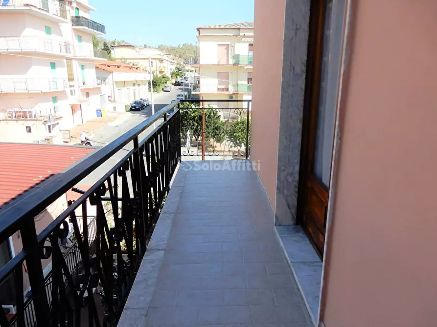 Immagine 8 di Camera in affitto  in Via Formia a Catanzaro