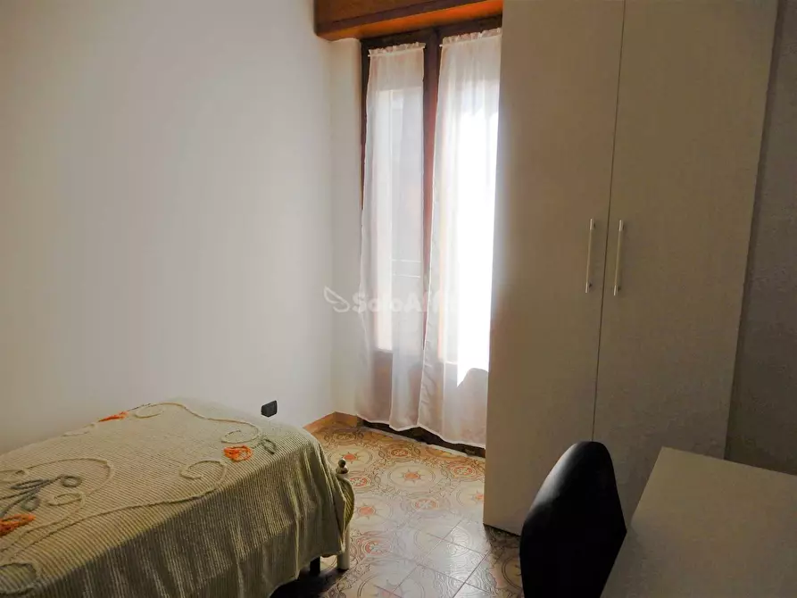 Immagine 9 di Camera in affitto  in Via Formia a Catanzaro