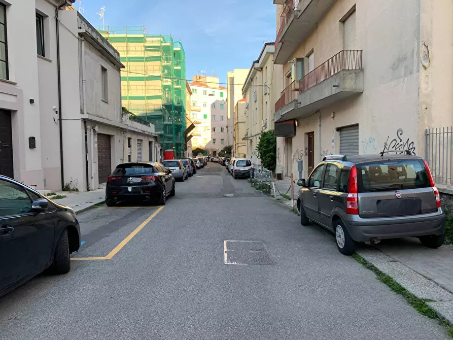Immagine 2 di Negozio in affitto  in via Ambrosio a Catanzaro