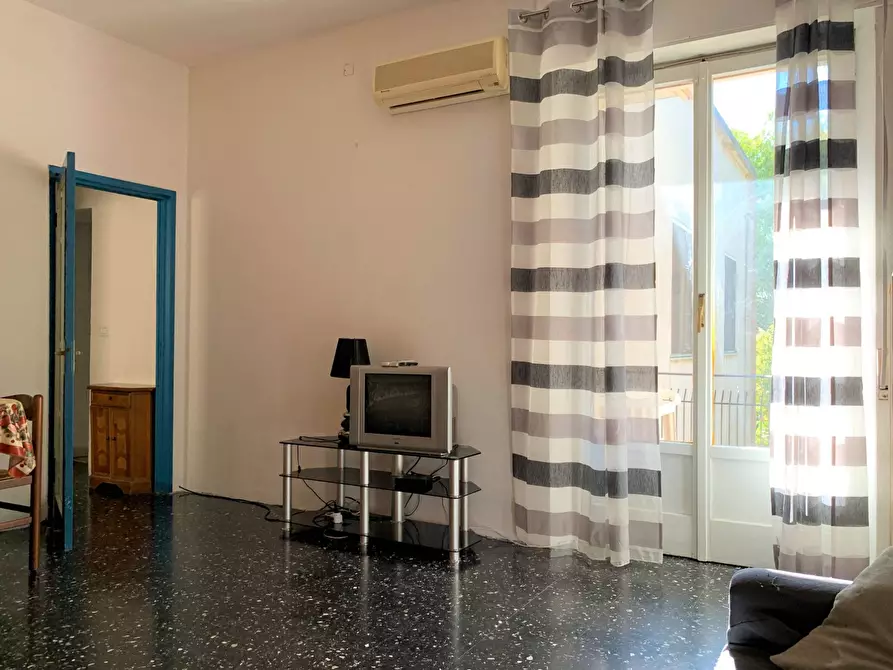 Immagine 5 di Appartamento in affitto  in via Caprera a Catanzaro