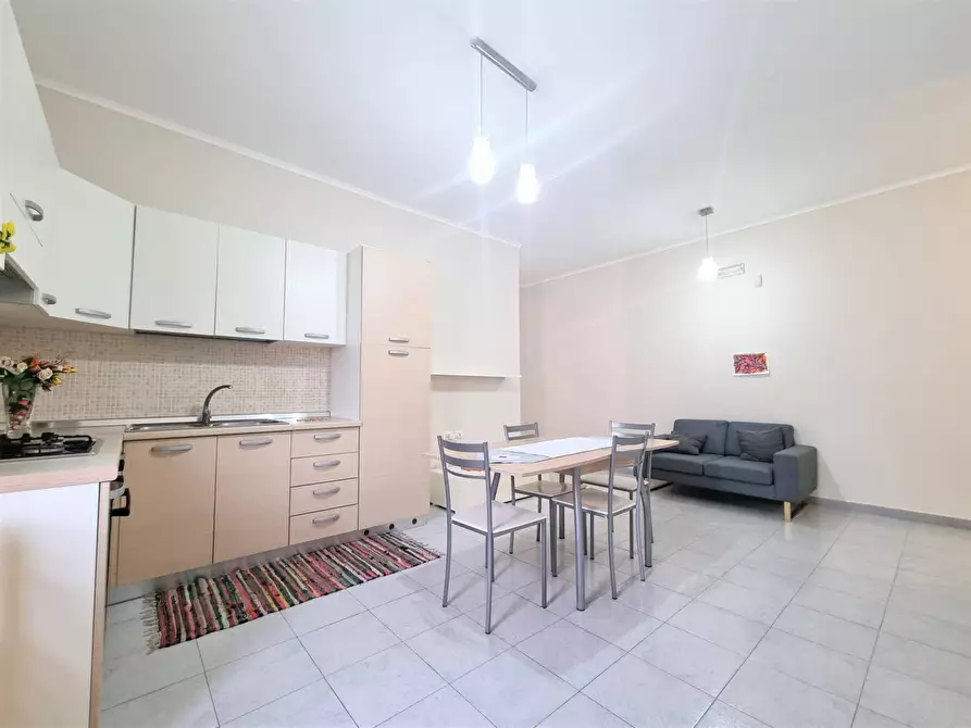 Immagine 1 di Camera in affitto  in via Fiume a Catanzaro