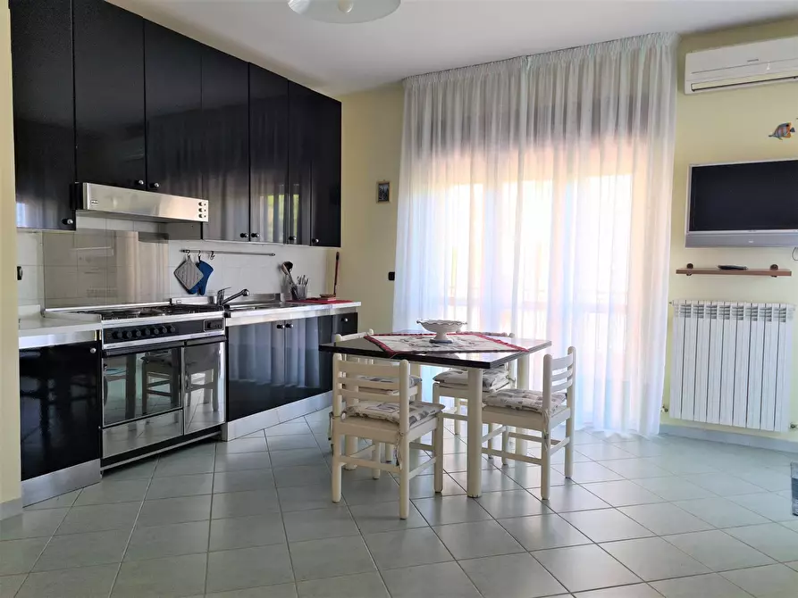 Immagine 1 di Appartamento in affitto  in Viale Crotone a Catanzaro