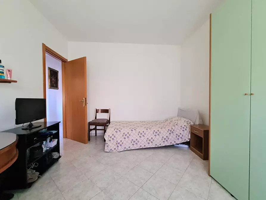 Immagine 9 di Camera in affitto  in Via Eraclea a Catanzaro