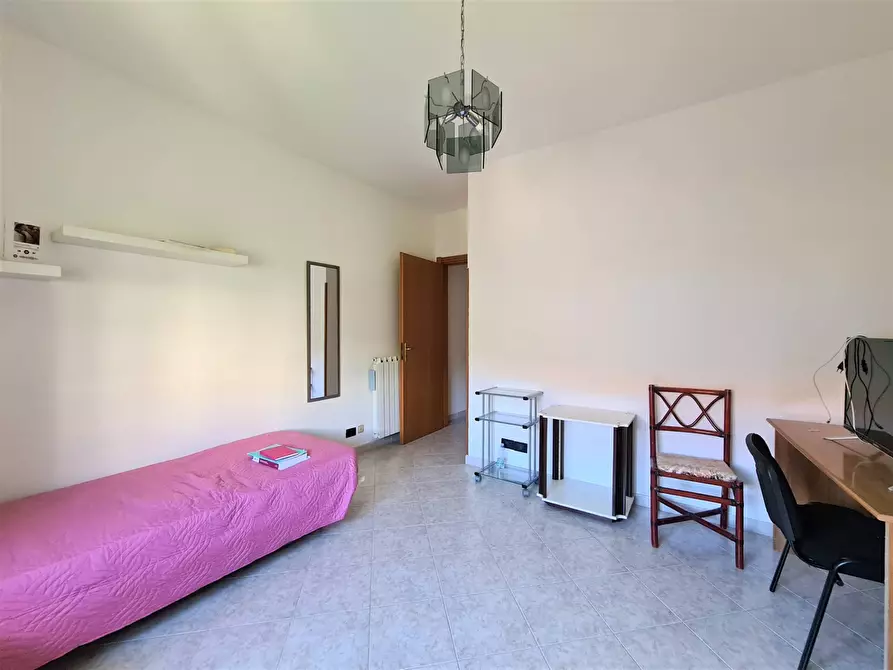 Immagine 11 di Camera in affitto  in Via Eraclea a Catanzaro