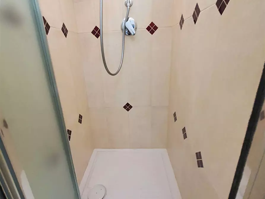 Immagine 8 di Camera in affitto  in via corace a Catanzaro