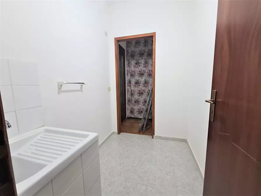 Immagine 13 di Appartamento in affitto  in Viale Europa a Catanzaro