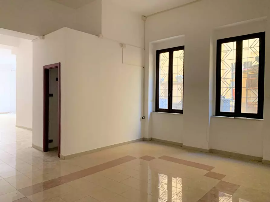 Immagine 4 di Negozio in affitto  in via Educandato a Catanzaro