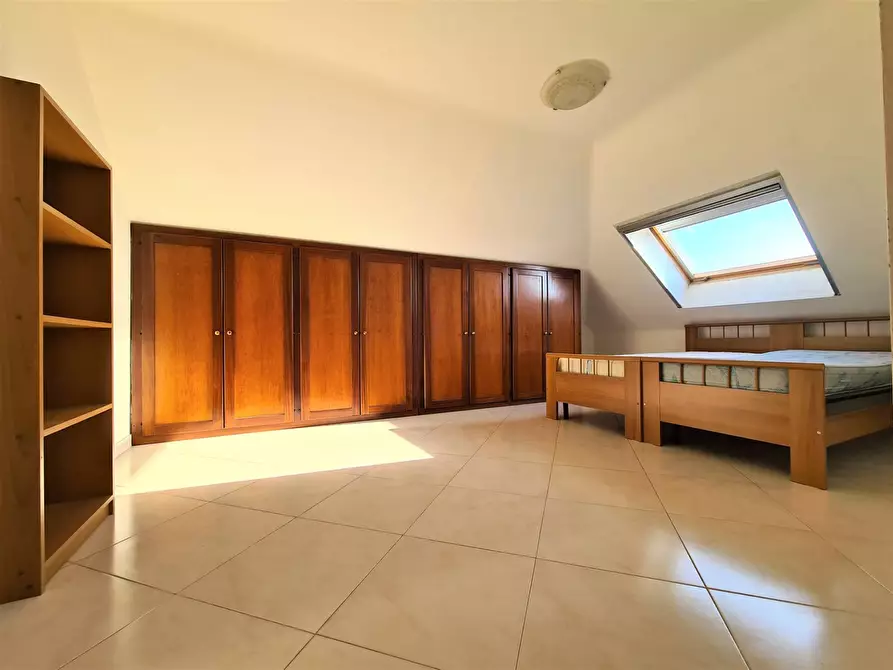 Immagine 5 di Appartamento in affitto  in Viale Crotone 147 a Catanzaro