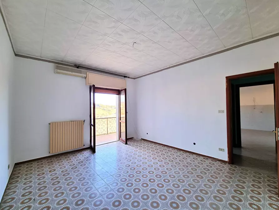 Immagine 4 di Appartamento in vendita  in Via Savona a Catanzaro