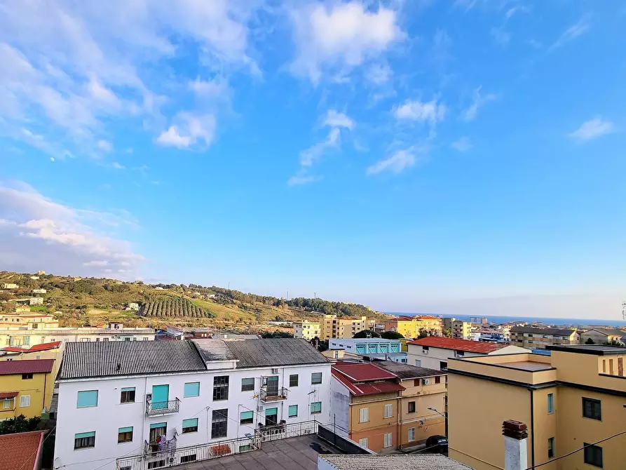 Immagine 5 di Appartamento in vendita  in Via Savona a Catanzaro