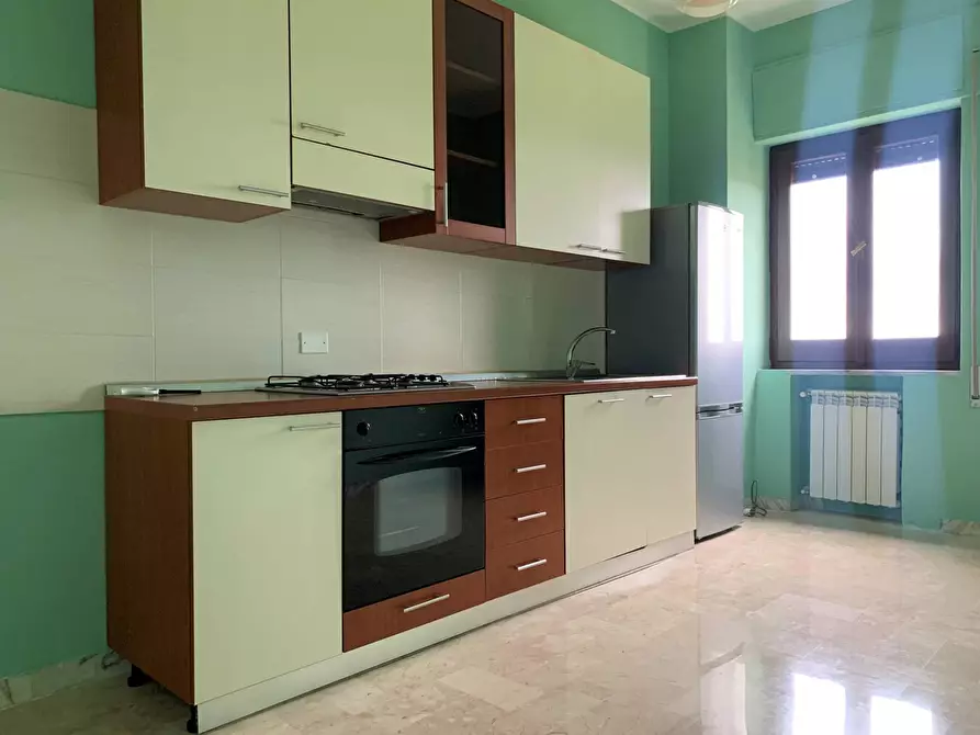 Immagine 8 di Appartamento in affitto  in via Carlo V a Catanzaro