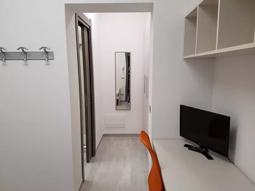 Immagine 9 di Camera in affitto  in via Genova 2 a Catanzaro