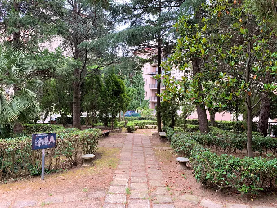 Immagine 20 di Camera in affitto  in via Michele Torcia a Catanzaro