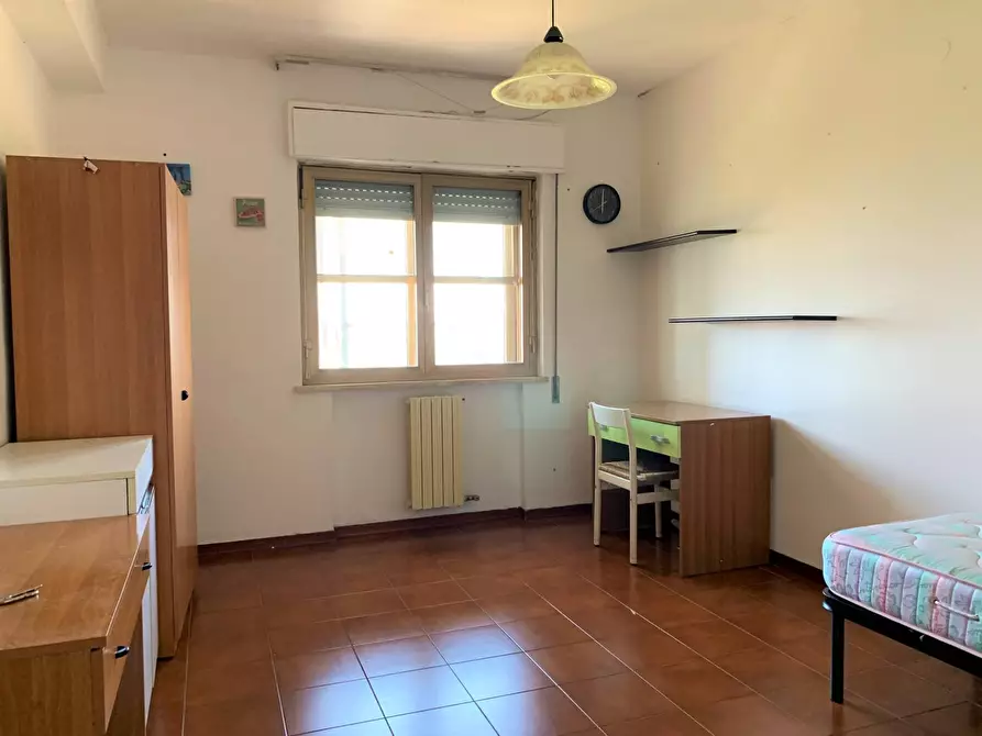 Immagine 8 di Camera in affitto  in via Michele Torcia a Catanzaro