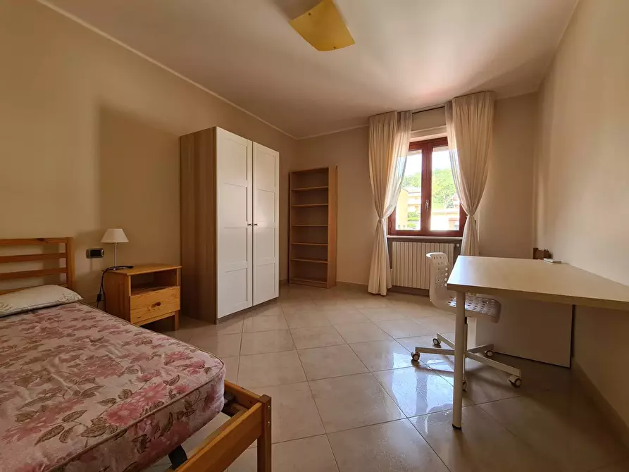 Immagine 1 di Camera in affitto  in Via Ravenna a Catanzaro