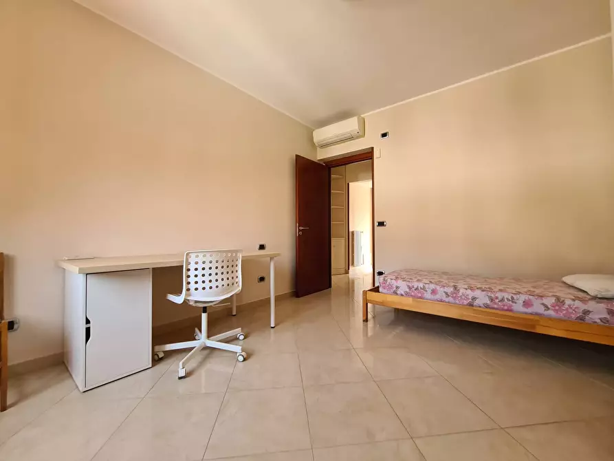 Immagine 2 di Camera in affitto  in Via Ravenna a Catanzaro