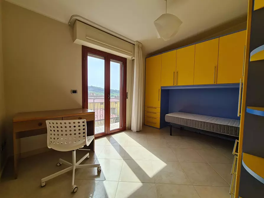 Immagine 12 di Camera in affitto  in Via Ravenna a Catanzaro