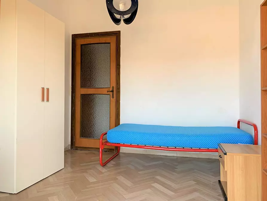 Immagine 6 di Camera in affitto  in via Fratelli Bandiera 26 a Catanzaro