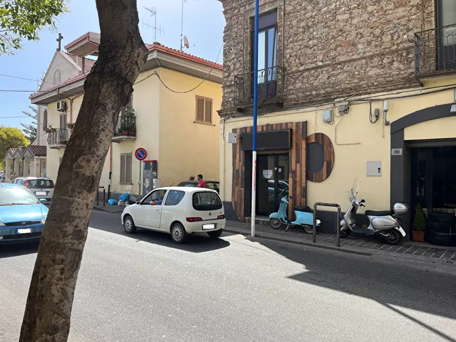 Immagine 4 di Negozio in affitto  in via Corace 39 a Catanzaro