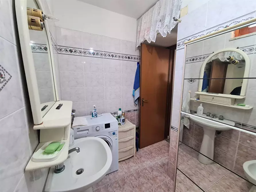 Immagine 11 di Appartamento in affitto  in Via Thaon di Revel 225 a Catanzaro