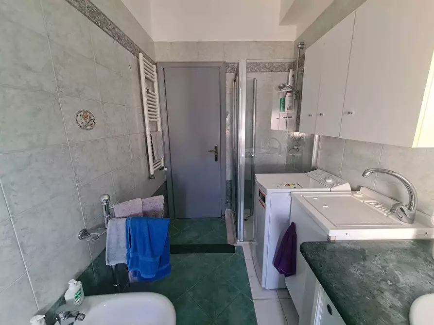 Immagine 9 di Camera in affitto  in via Lungomare a Catanzaro