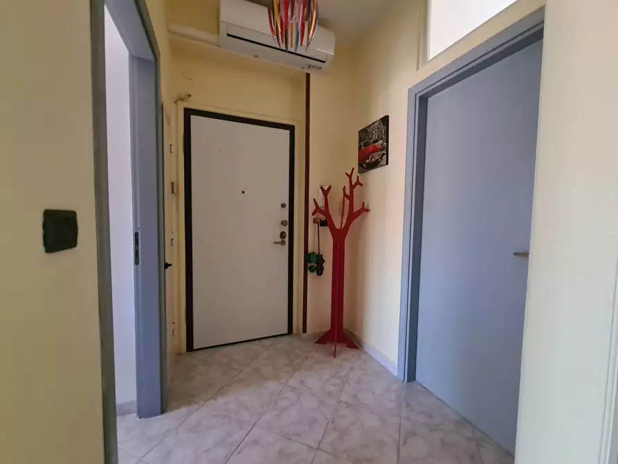 Immagine 10 di Camera in affitto  in via Lungomare a Catanzaro