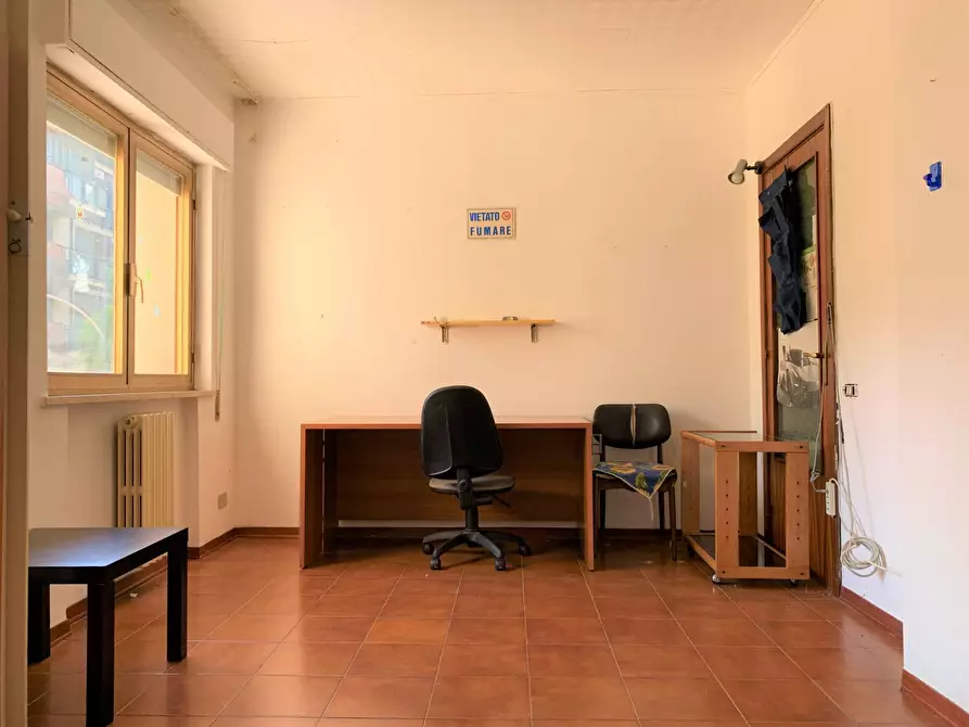 Immagine 14 di Camera in affitto  in via Michele Torcia a Catanzaro