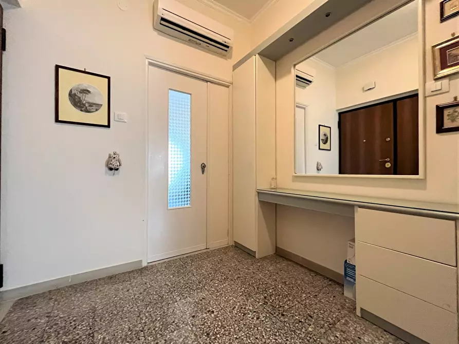 Immagine 8 di Camera in affitto  in Via delle Repubbliche Marinare 2 a Catanzaro