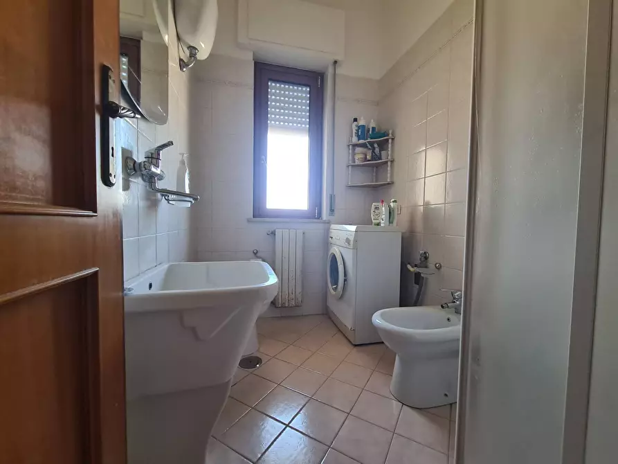 Immagine 10 di Camera in affitto  in Via Torrazzo 9 a Catanzaro