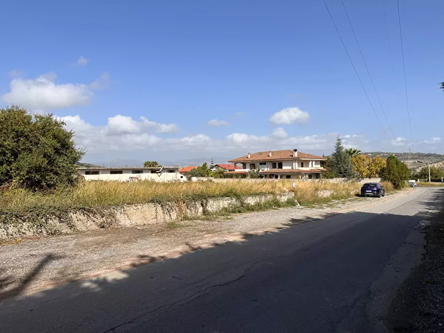 Immagine 1 di Terreno residenziale in vendita  in Via Donnici a Borgia