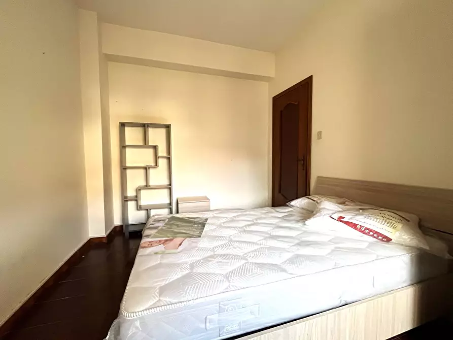 Immagine 11 di Camera in affitto  in Via Fiume 45 a Catanzaro