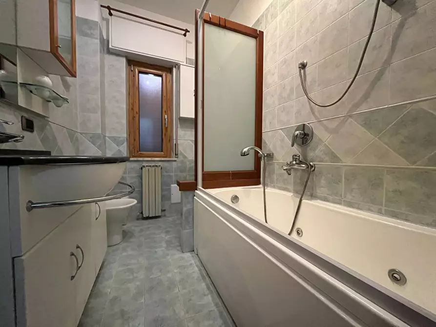Immagine 6 di Camera in affitto  in Viale Crotone 118 a Catanzaro