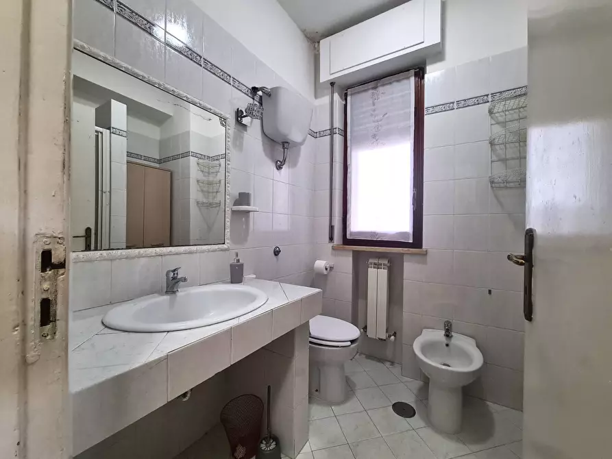 Immagine 10 di Camera in affitto  in Via Stretto Antico 8A a Catanzaro