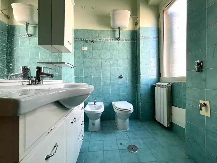 Immagine 9 di Appartamento in affitto  in via Francesco Cilea a Catanzaro