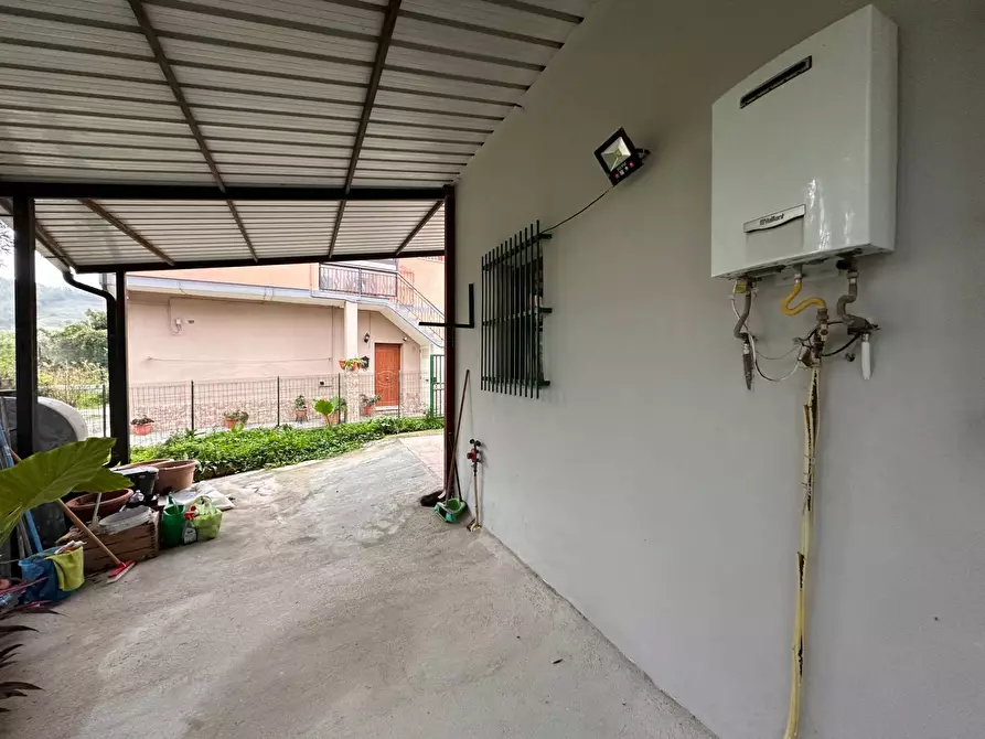 Immagine 11 di Villa in vendita  in Via Fiume Busento 114 a Catanzaro